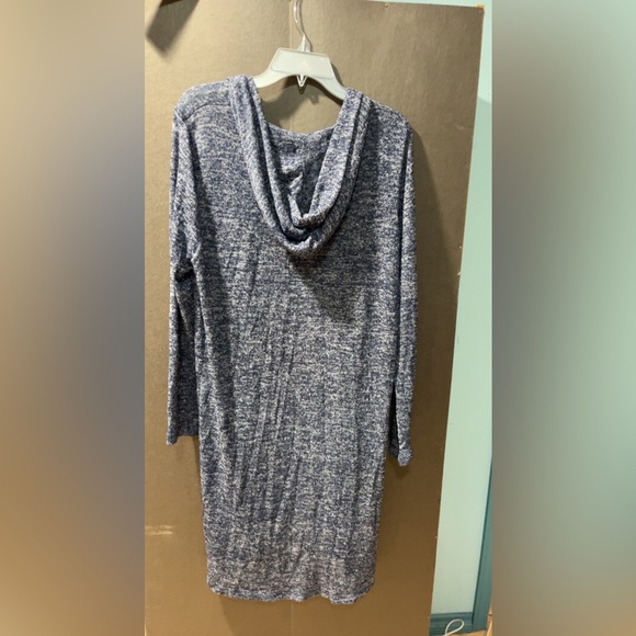 Reitmans Cardigan - Picture 3 of 5